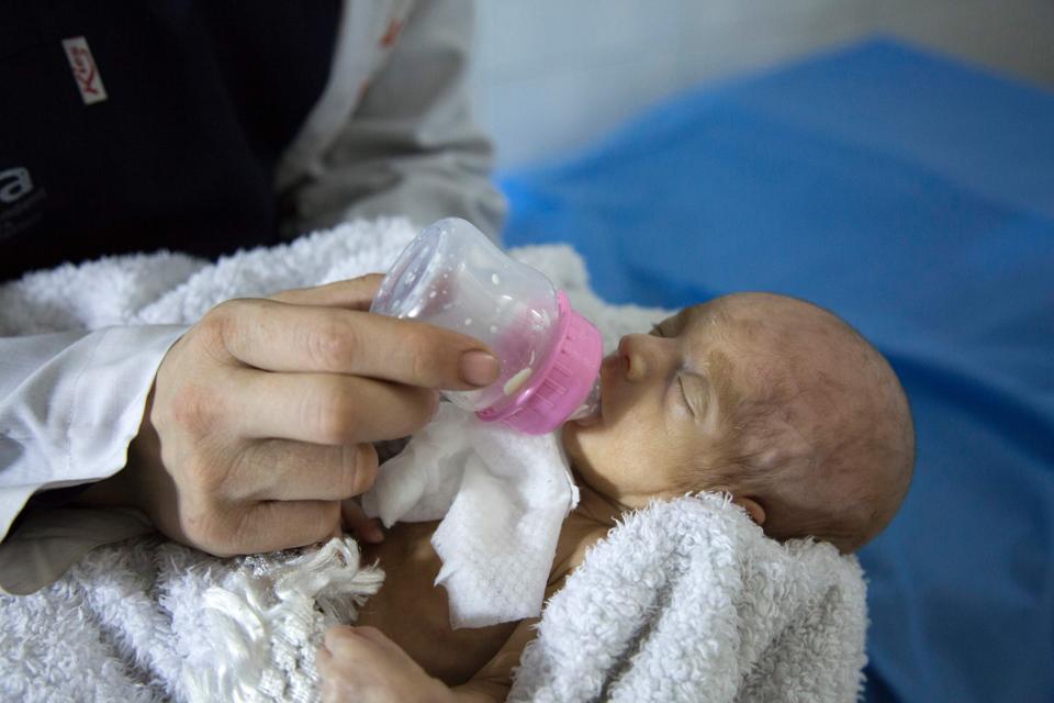 What Are The Benefits Of Skin To Skin Contact After Birth 