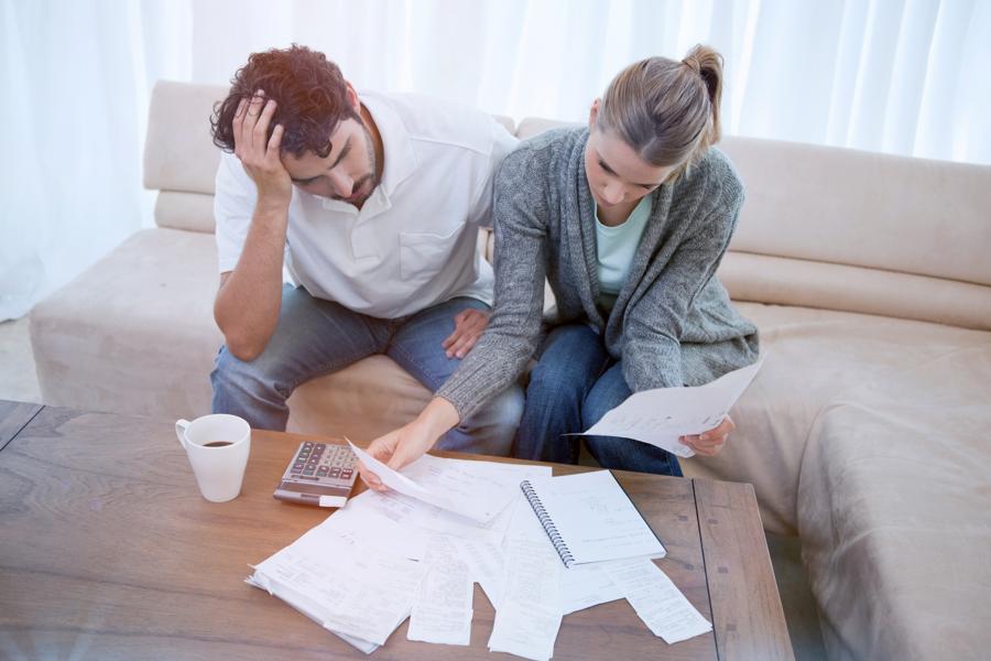 This Week In Credit Card News: 5 Ways To Pay Off Holiday Debt; New Amazon Card Could Hurt Retailers