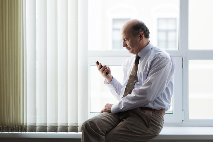 How Middle Managers Can Boost Employee Engagement And Customer Experience