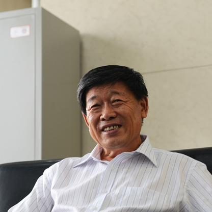 Zhang Shiping & family