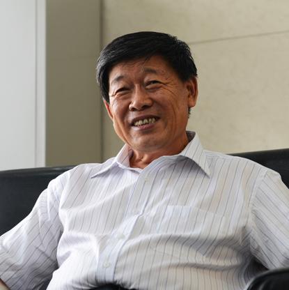 Zhang Shiping & family