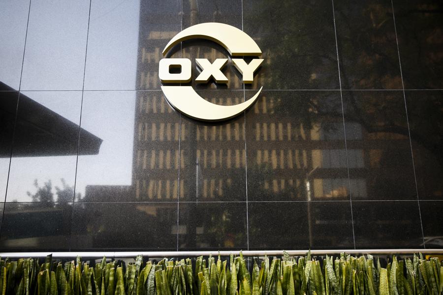 Big Oil Still Gets That Wall Street Money