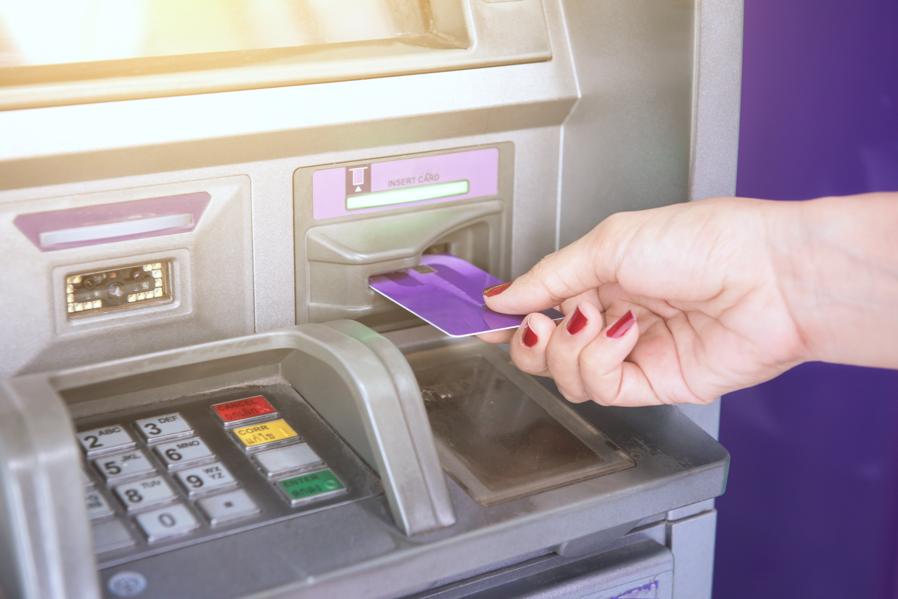 This Week In Credit Card News: Card Thieves Move To Online Transactions; New Threats To ATM Security
