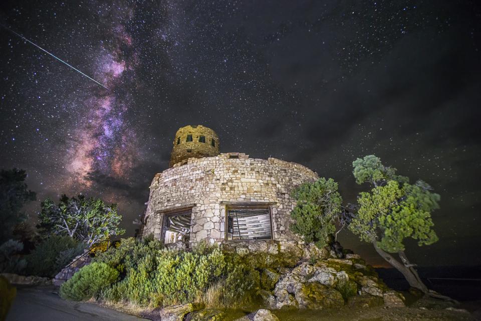 Perseid Meteor Show Captured In Big Bend National Park