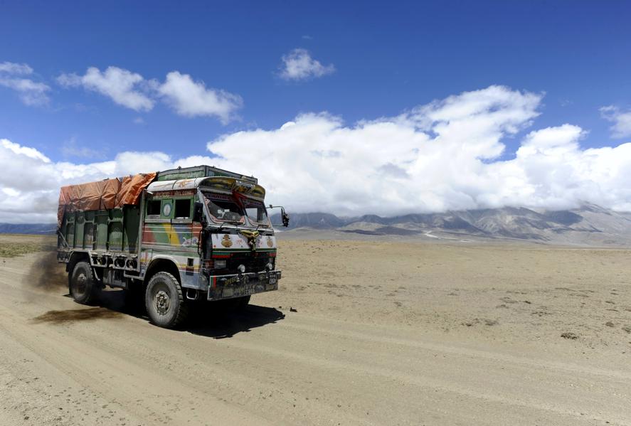 The Real Reason India Is Talking Up Electric Vehicles