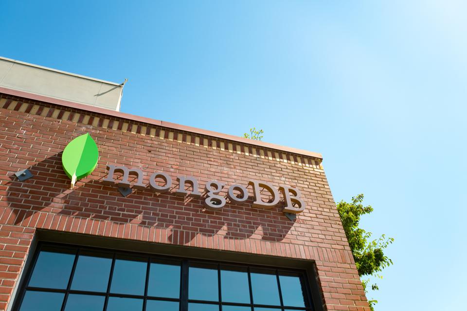 MongoDB Shares Remain Pricey Even As Growth Moderates