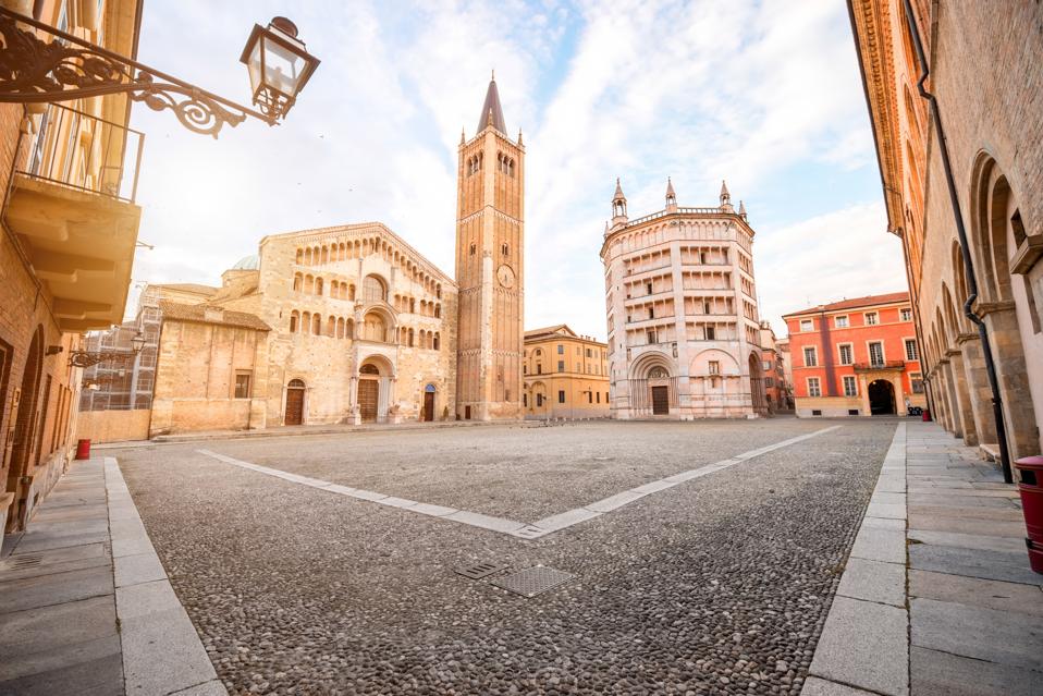 3 Gorgeous Historic Italian Cities And Towns That Were Once Ruled By Women