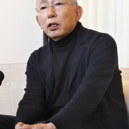 Tadashi Yanai & family