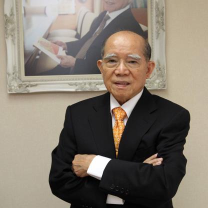 Pongsak Viddayakorn Net Worth and Profile