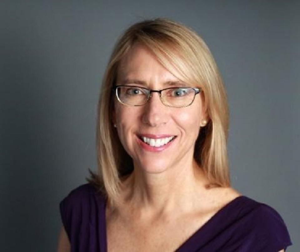 Dr. Rauner has 20 years of research, evaluation, strategic planning, and teaching/coaching experience in a wide range of organizational settings, including local and federal government and the nonprofit, academic, and private sector.
