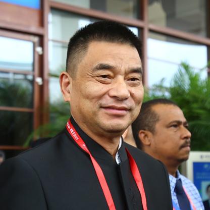 Liu Yonghao & family