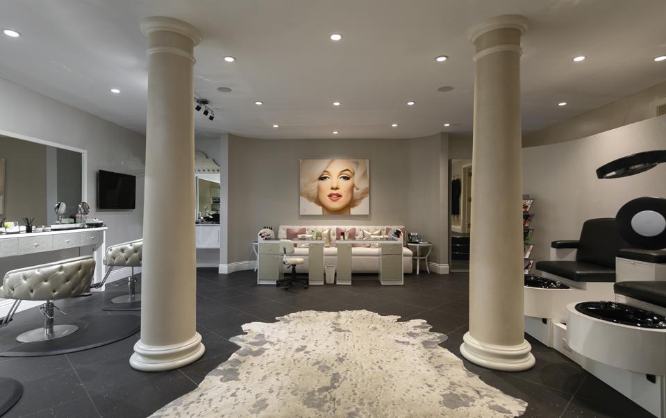 The Manor Eccelstone Spelling