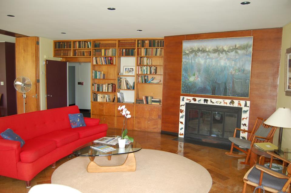 Living room of the Guest House at Field Farm