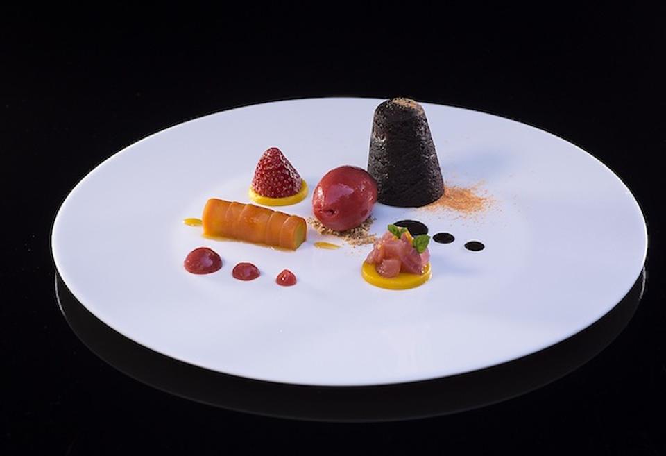 This year, chef Donato Episcopo (Follina) created this dessert,