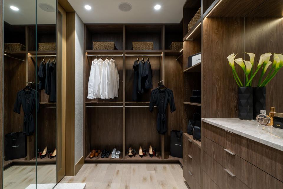 Dressing room and master closet Onni penthouse