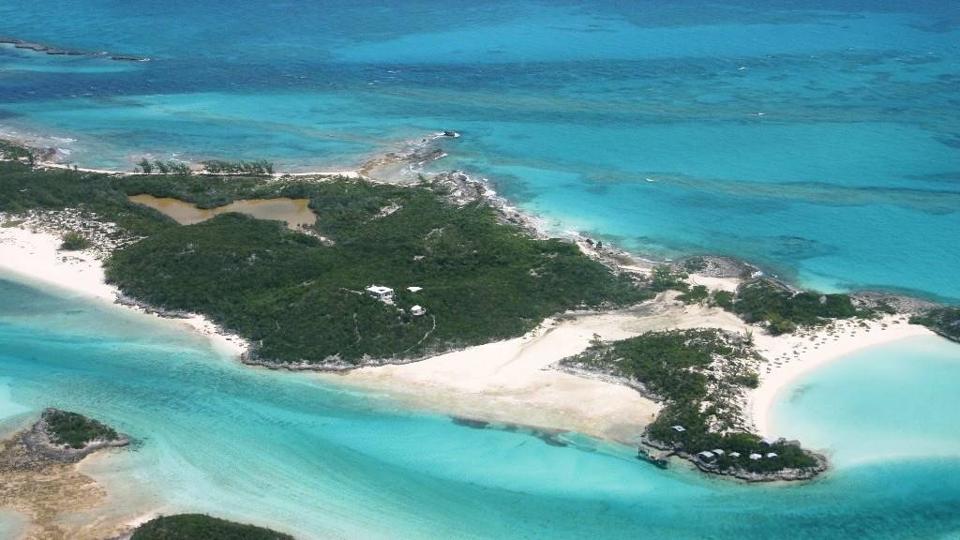 You Can Buy The Private Island From Fyre Festival For 11 8 Million