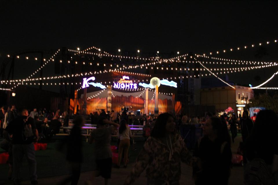 Knotts Counters Star Wars With Summer Nights Closer To Home