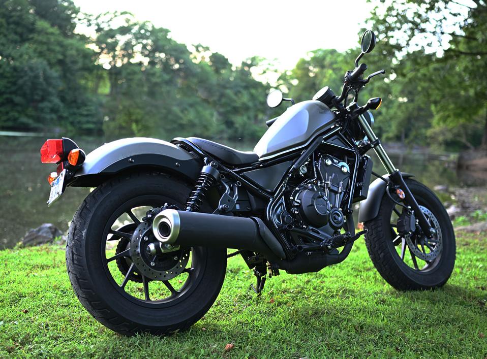 Motorcycle Review Honda S 2019 Rebel 500 Abs Is An Affordable Thrill