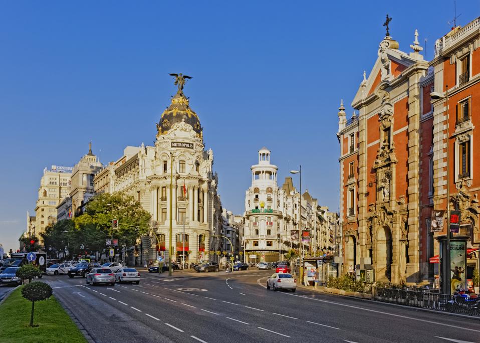 Edificio de Metrópolis na Grand Via em Madrid