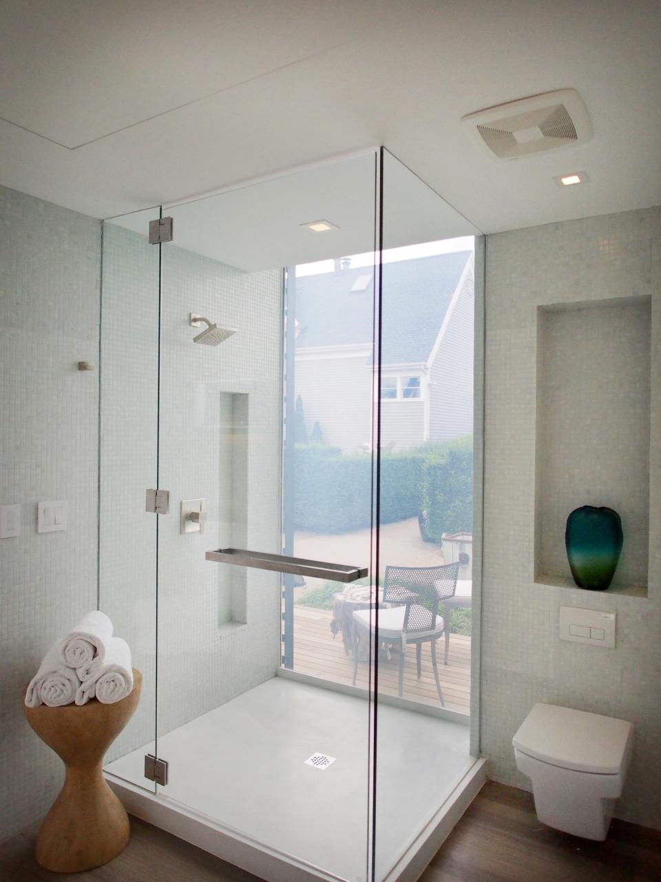 The Modern And Space-Saving Magic Of Wall-Hung Toilets | ReallyList.com