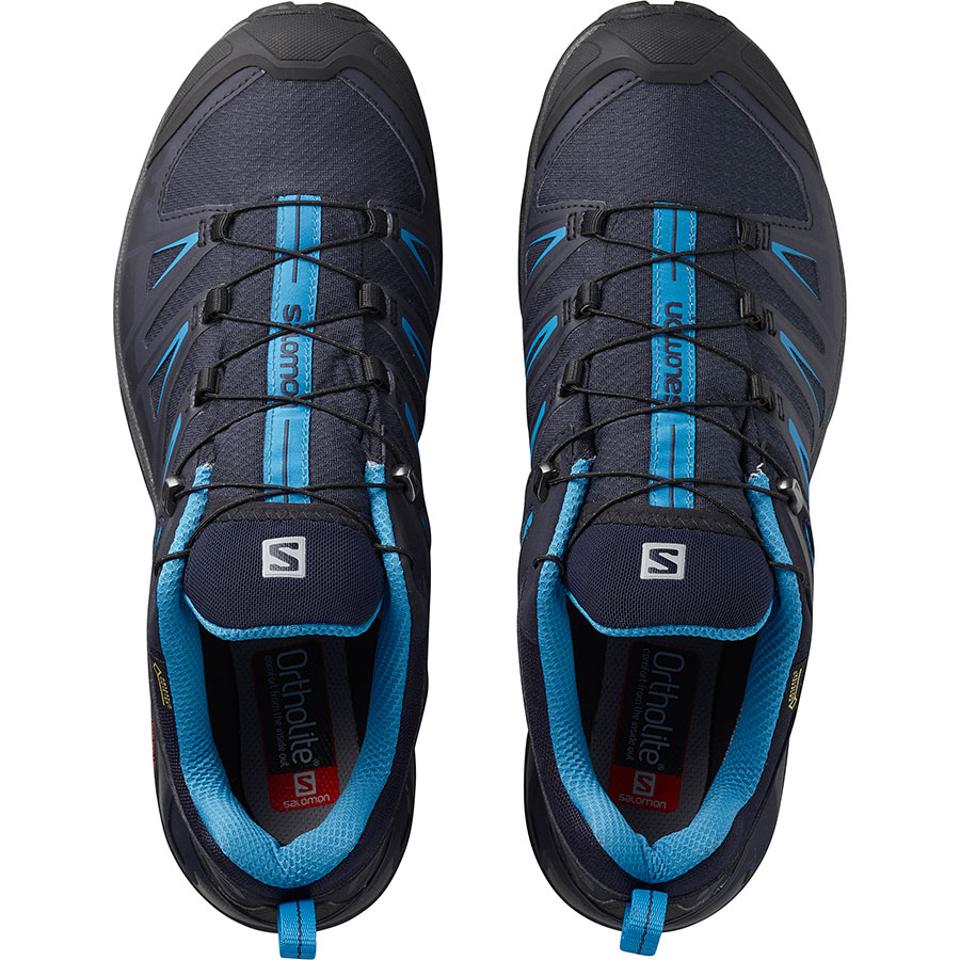 Salomon Men's Hiking Shoes provide a great grip for climbs.