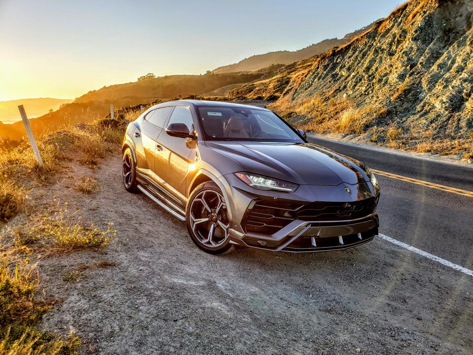 2019 Lamborghini Urus Five Incredible Things You Need To Know
