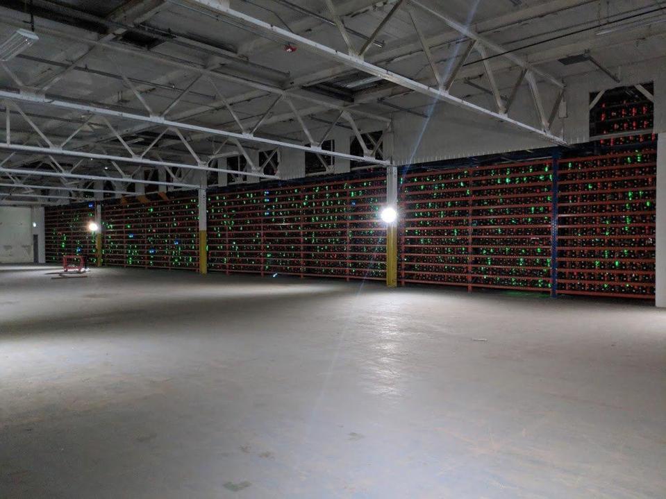 Bitcoin mining building