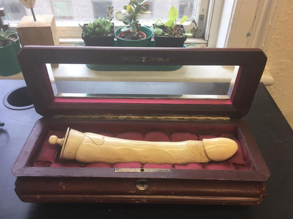 This Irish Shop Owner Crowd-Funded An Auction Bid To Win Back A Victorian Sex Toy From A U.S. Collector This Irish Shop Owner Crowd-Funded An Auction Bid To Win Back A Victorian Sex Toy From A U.S. Collector