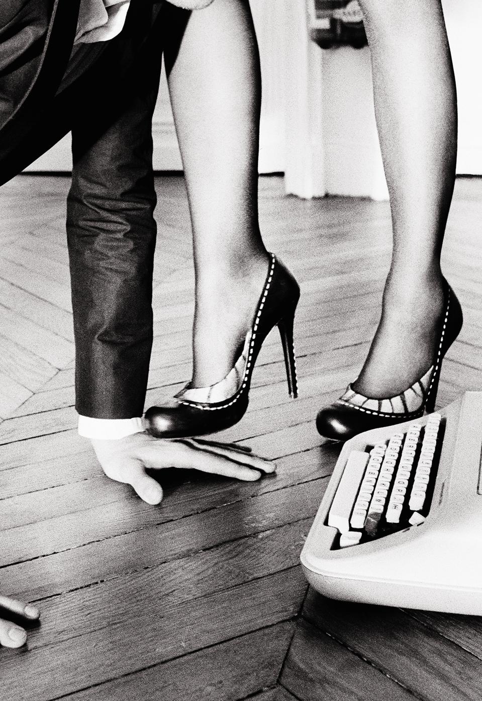 From Ellen Von Unwerth S Bathing Supermodels To Lars Tunbjork S Everyday Absurdity Fotografiska Sets Its Gaze On New York