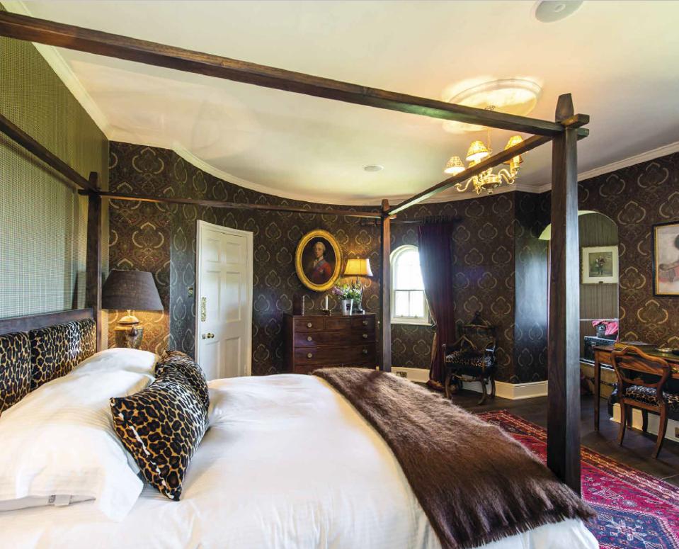 Seton Castle bedroom