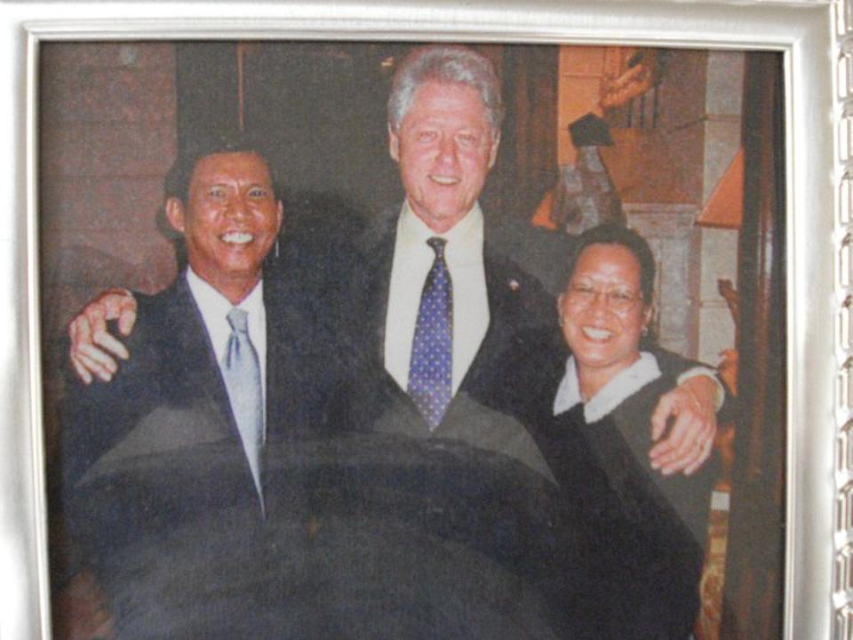 Jeffrey Epstein S Ex Housekeeper Facebook Photos Show Her With