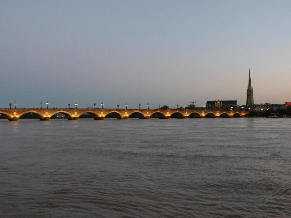 You Should Be Barging In Bordeaux