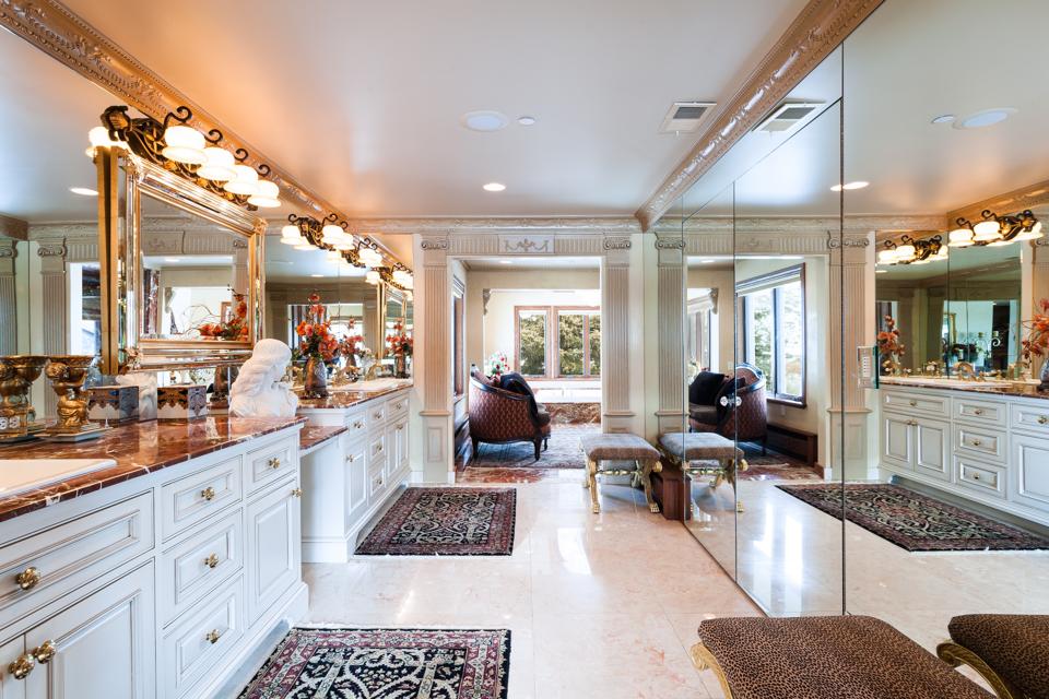 River Ranch bathroom