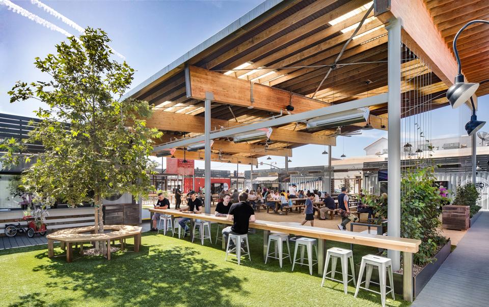 ″We find that people connect well and are comfortable with containers.″