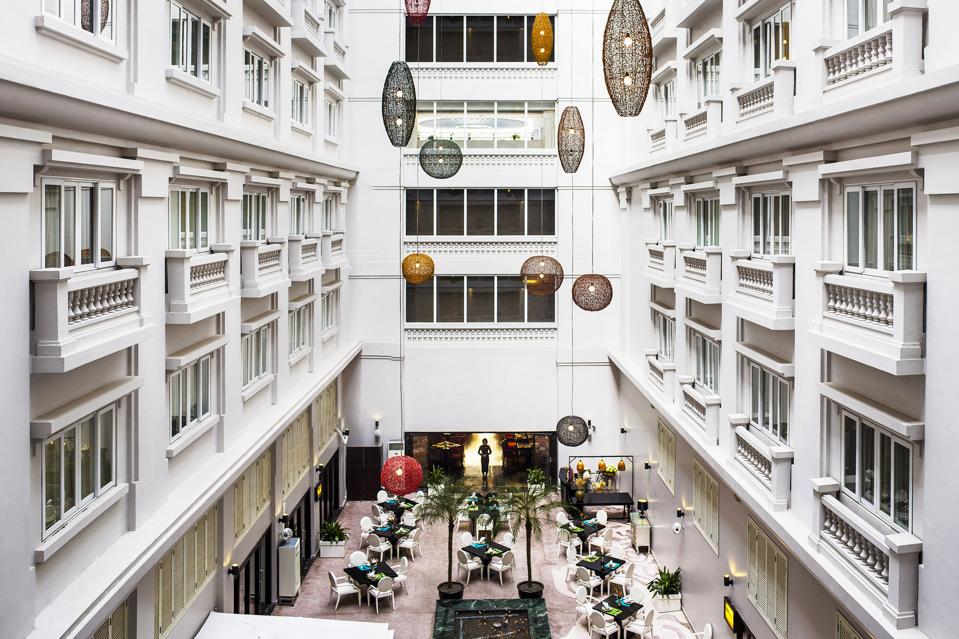 Zephyr Suites Boutique Hotel