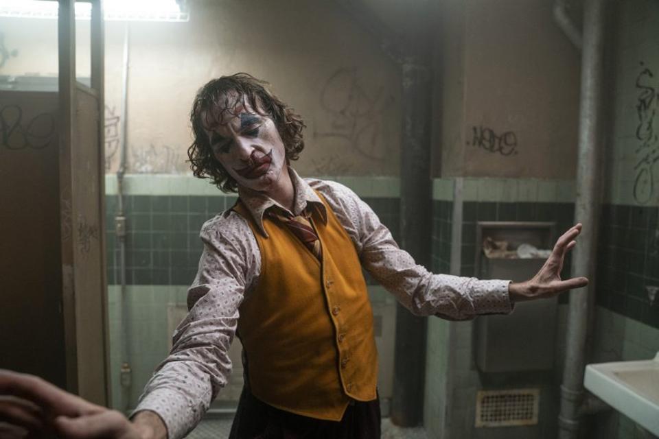 5 Ways Performance Art Makes Its Way Into The Joker Film