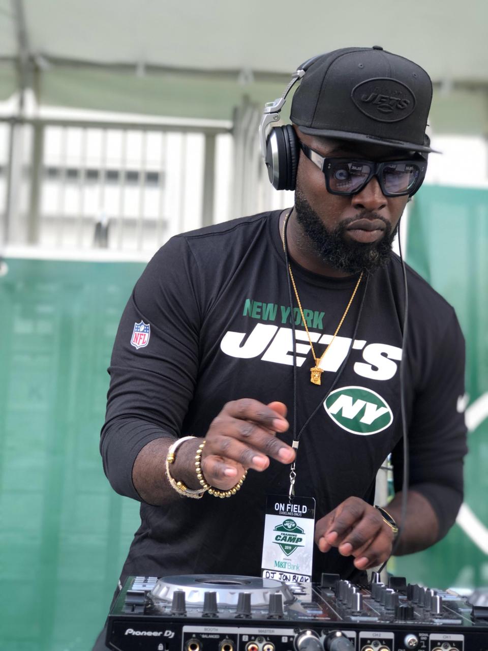 DJs enhance stadium experience