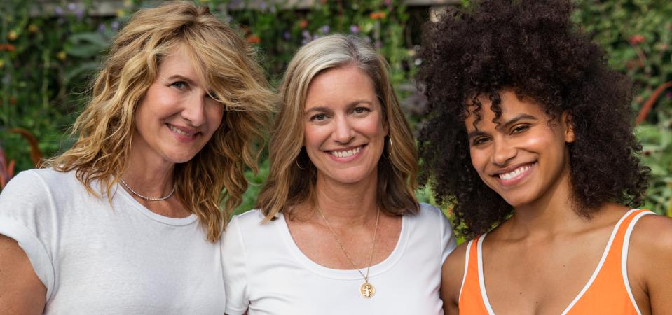 Celebrity Beauty: Celebrity Beauty: True Botanicals founder Hillary Peterson (center), with Laura Dern (left) and Zazie Beetz (right)