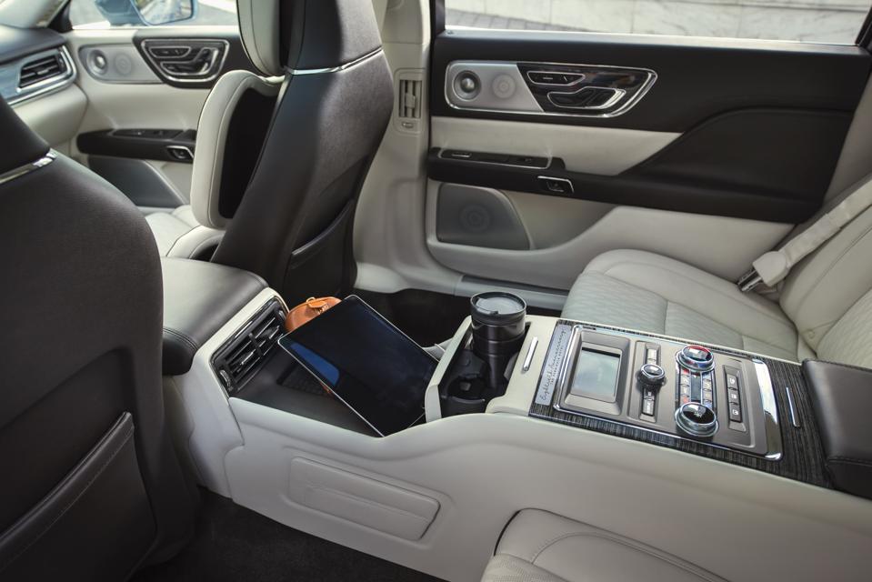 Lincoln Continental Coach Door Edition Returns For 2020