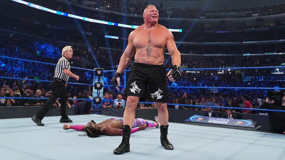 Resultado de imagem para brock lesnar vs kofi kingston