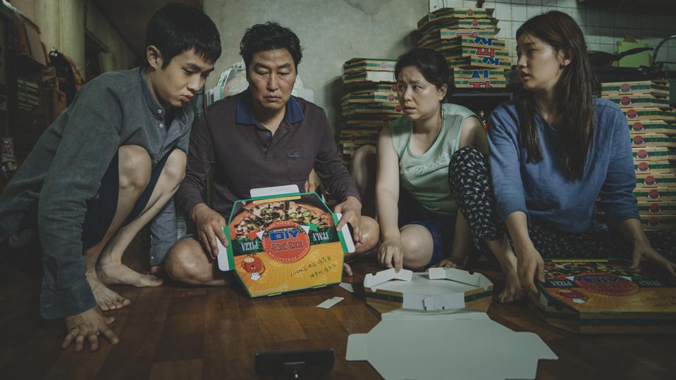 Woo-sik Choi, Kang-ho Song, Hye-jin Jang and So-dam Park in 'Parasite'