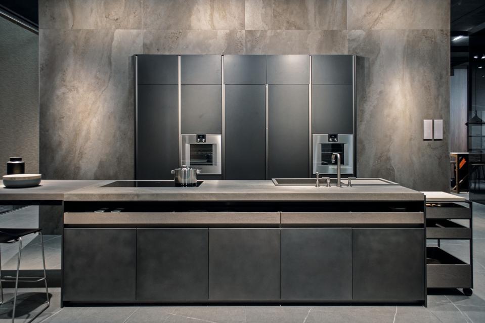 Why You Might Want Porcelain Slab Countertops