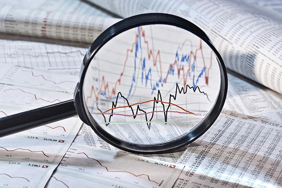 Do Rising Risks Mean Recession Ahead?