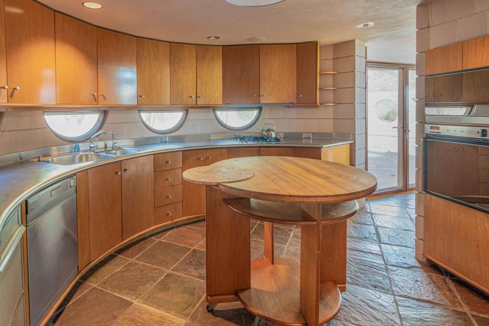 Wright circular kitchen