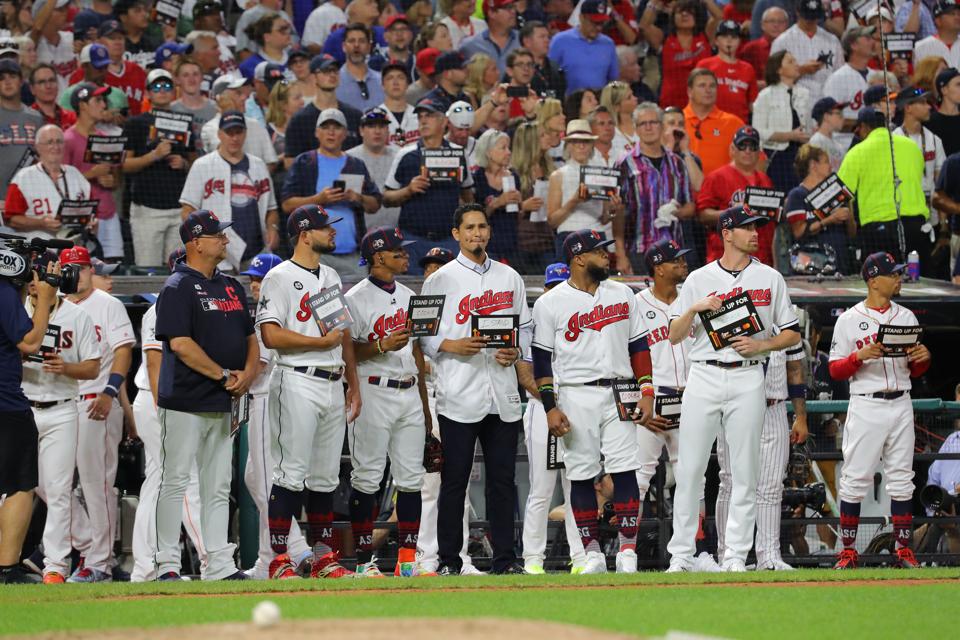 How MLB Created A Movement With The 'Placard Moment' And SU2C
