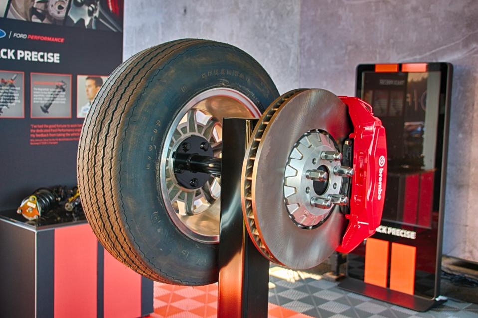 The 16.25-inch Brembo front brake rotors of the 2020 Shelby GT500 are larger than the 15-inch wheels of the 1967 GT500