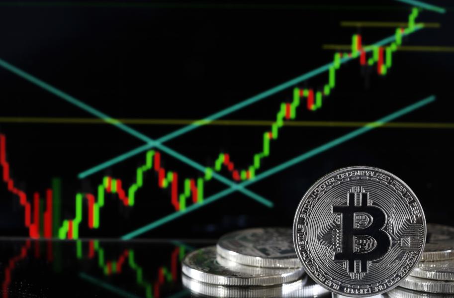 Bitcoin, ETH, XRP, And LTC Rally, As Libra Is Crushed--What Is Missing?
