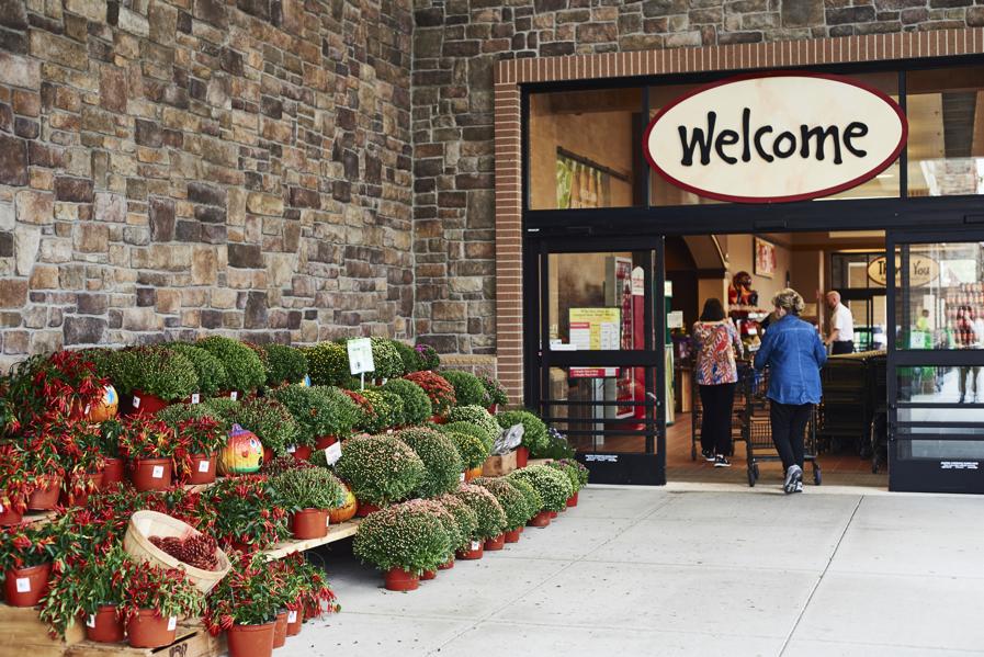 As Wegmans Comes To NYC, Why More New Urban Groceries Are Opening