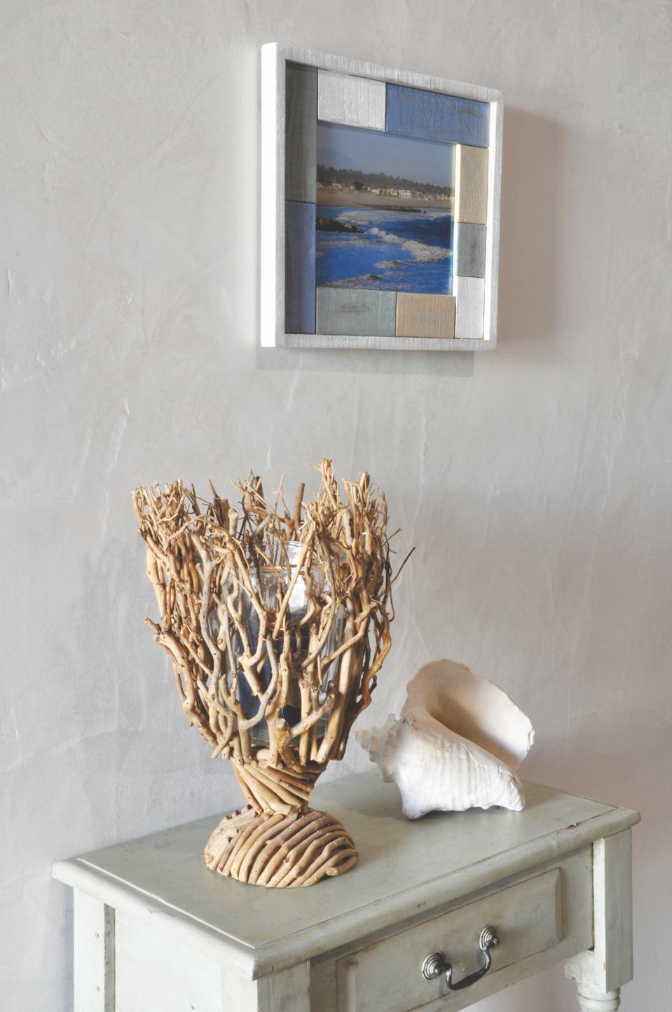 The beautiful texture of the clay can be seen on the walls of this house in Turkey, CA. The Forte White Base Color is by American Clay.