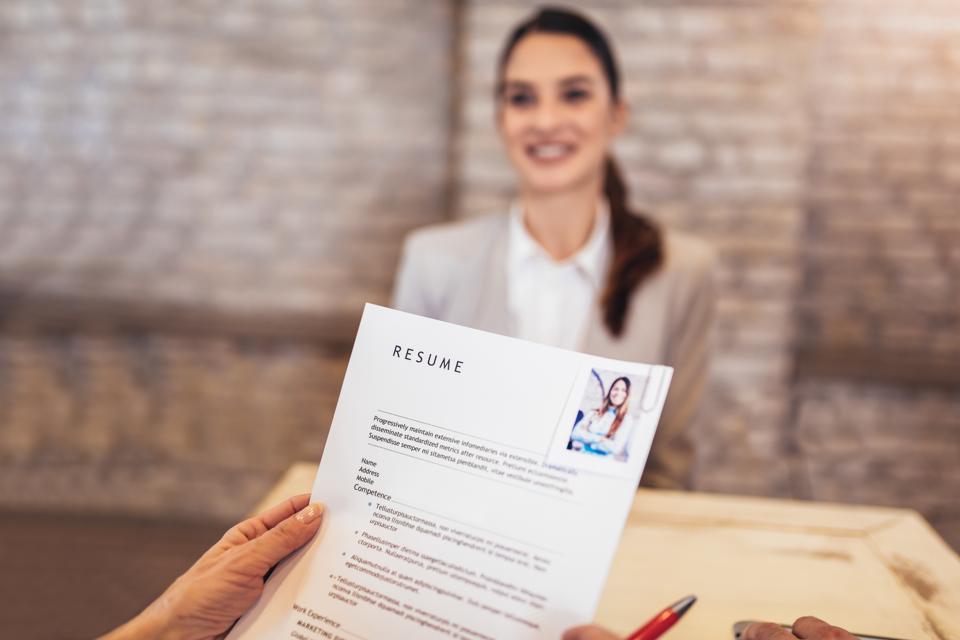 How To Write A Resume That Gets Noticed By Hiring Managers